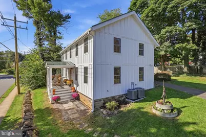 36 Main Street, Round Hill, VA 20141 - Photo 5