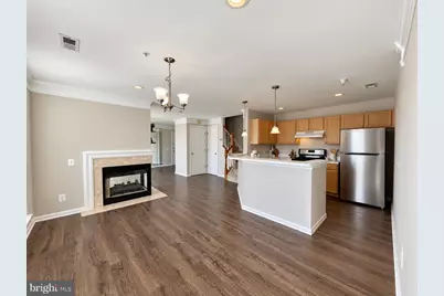 46924 Courtyard Square #301, Sterling, VA 20164 - Photo 7