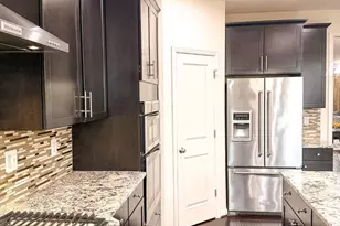 23687 Sailfish Square, Brambleton, VA 20148 - Photo 11