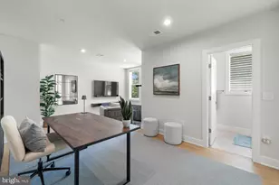 43442 Croson Ln, Ashburn, VA 20148 - Photo 5