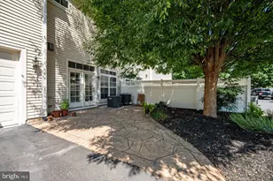 42717 Explorer Dr, Brambleton, VA 20148 - Photo 37