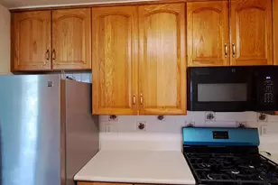 815 S Cypress Ct, Sterling, VA 20164 - Photo 11