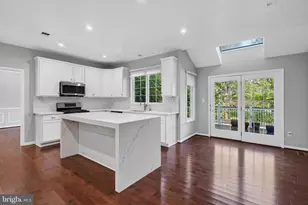 25289 Talent St, Chantilly, VA 20152 - Photo 15