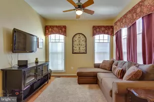25147 Cutgrass Terrace, Aldie, VA 20105 - Photo 11