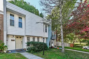 336 Roanoke Dr SE, Leesburg, VA 20175 - Photo 3