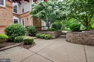 43935 Hickory Corner Terrace, Ashburn, VA 20147 - Photo 3