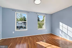 11 Wyatt Ct, Sterling, VA 20165 - Photo 17
