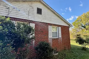 211 N 33 St, Purcellville, VA 20132 - Photo 17
