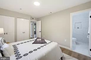 1112 S Dickenson Ave, Sterling, VA 20164 - Photo 27