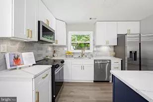 1112 S Dickenson Ave, Sterling, VA 20164 - Photo 15
