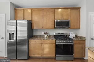 21721 Indian Summer Terrace, Sterling, VA 20166 - Photo 11