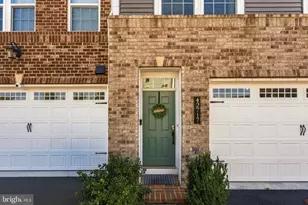 42717 Burbank Terrace, Sterling, VA 20166 - Photo 5