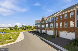 42717 Burbank Terrace, Sterling, VA 20166 - Photo 3