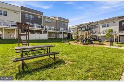 42717 Burbank Terrace, Sterling, VA 20166 - Photo 47