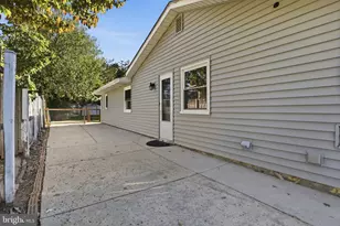 303 W Church Rd, Sterling, VA 20164 - Photo 21