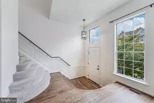 47720 Sandbank Square, Sterling, VA 20165 - Photo 3