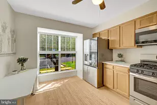 43309 Parlor Square, Ashburn, VA 20147 - Photo 5
