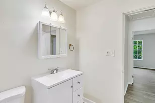 226 N Auburn Dr, Sterling, VA 20164 - Photo 15