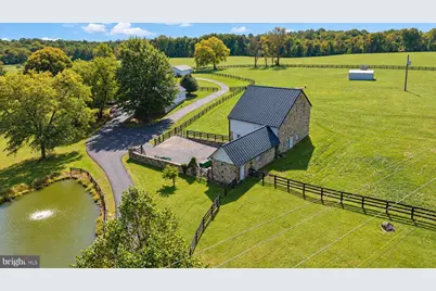 36437 Whispering Springs Court, Purcellville, VA 20132 - Photo 23