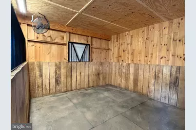 36437 Whispering Springs Court, Purcellville, VA 20132 - Photo 11