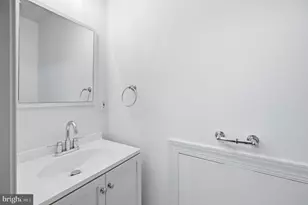 20966 Martingale Square, Sterling, VA 20165 - Photo 21