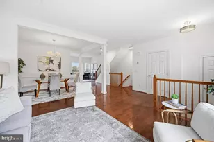 20966 Martingale Square, Sterling, VA 20165 - Photo 5