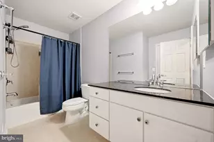 197 Great Laurel Square SE, Leesburg, VA 20175 - Photo 11
