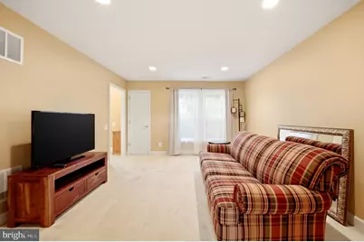 197 Great Laurel Square SE, Leesburg, VA 20175 - Photo 5