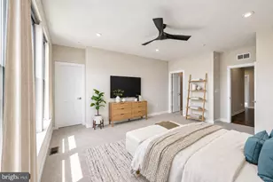 20316 Newfoundland Sq, Ashburn, VA 20147 - Photo 13