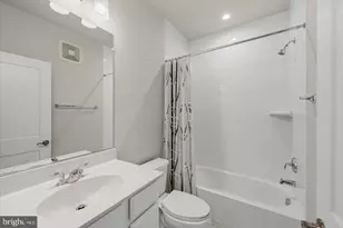 20316 Newfoundland Sq, Ashburn, VA 20147 - Photo 23