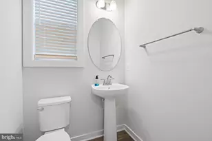 20755 Jenkins Corner Ter, Ashburn, VA 20147 - Photo 15