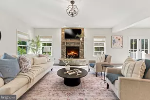 24938 Dahlia Manor Pl, Aldie, VA 20105 - Photo 5