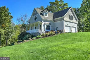 37682 Cooksville Rd, Purcellville, VA 20132 - Photo 1