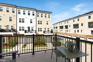 42665 Darala Dr, Ashburn, VA 20147 - Photo 17