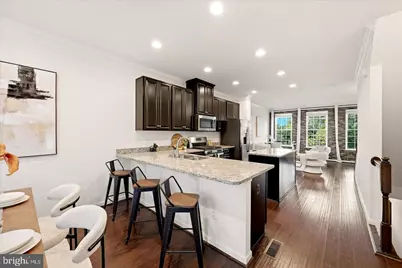 276 SE Train Whistle Terrace SE, Leesburg, VA 20175 - Photo 5