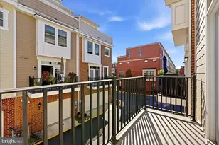 276 SE Train Whistle Terrace SE, Leesburg, VA 20175 - Photo 21