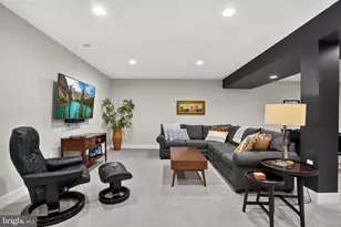 23677 Jayadev Ter, Ashburn, VA 20148 - Photo 93