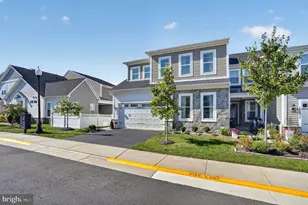 23677 Jayadev Ter, Ashburn, VA 20148 - Photo 3