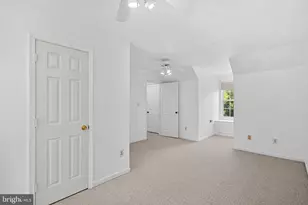 19091 Youngs Cliff Rd, Sterling, VA 20165 - Photo 55