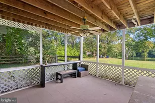 19091 Youngs Cliff Rd, Sterling, VA 20165 - Photo 57