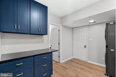 19091 Youngs Cliff Road, Sterling, VA 20165 - Photo 39