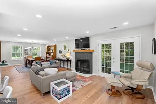 19091 Youngs Cliff Rd, Sterling, VA 20165 - Photo 21