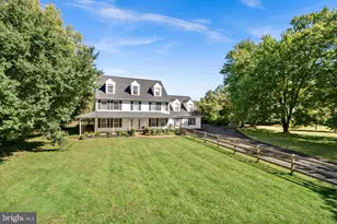 19091 Youngs Cliff Rd, Sterling, VA 20165 - Photo 5