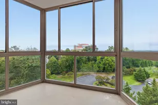 19365 Cypress Ridge Terrace, Leesburg, VA 20176 - Photo 3