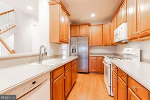 21927 Windy Oaks Square, Broadlands, VA 20148 - Photo 19