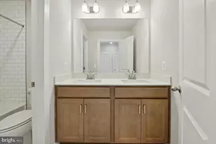 20815 Wood Dr, Sterling, VA 20166 - Photo 7