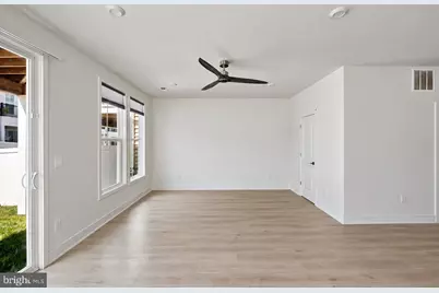 23057 Blue Eagle Terrace, Brambleton, VA 20148 - Photo 31
