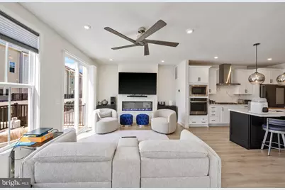 23057 Blue Eagle Terrace, Brambleton, VA 20148 - Photo 11