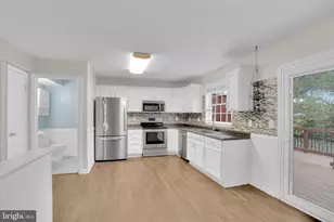 43756 Tolamac Dr, Ashburn, VA 20147 - Photo 5