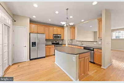 23005 Bulwark Terrace, Brambleton, VA 20148 - Photo 21